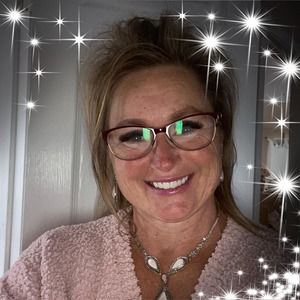 Meet your Posher, Lisajean